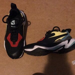 Never Worn Size 4.5 Pumas